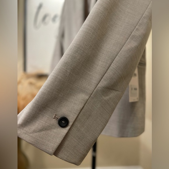 Zara Light Gray Woman’s Blazer Jacket - Picture 7 of 11